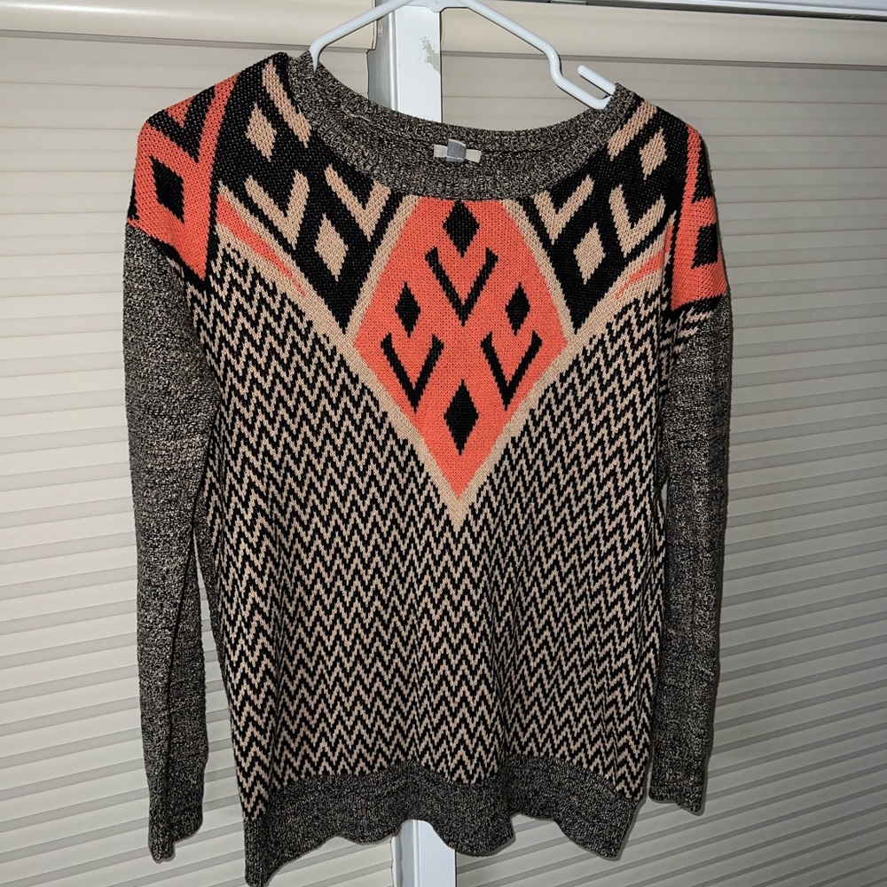 Ecote Sweater Size Medium